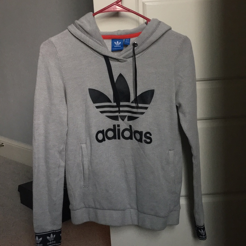 XS adidas sweatshirt